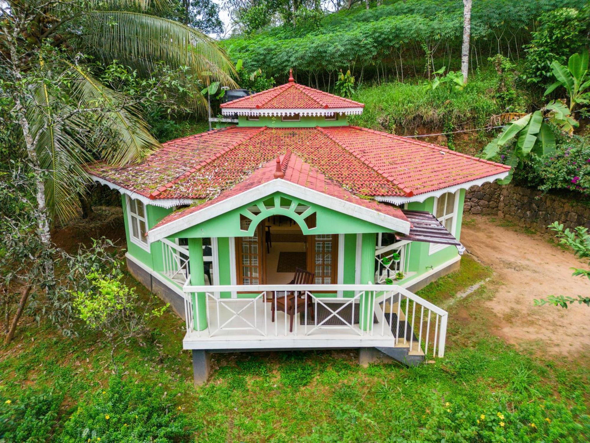 Nature Routes Cottage Munnar Buitenkant foto